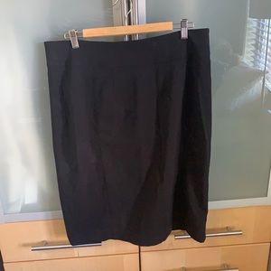 Burberry black pencil skirt